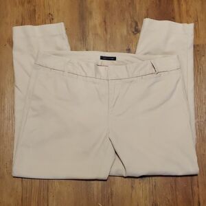Tommy hilfiger tan khaki capri euc